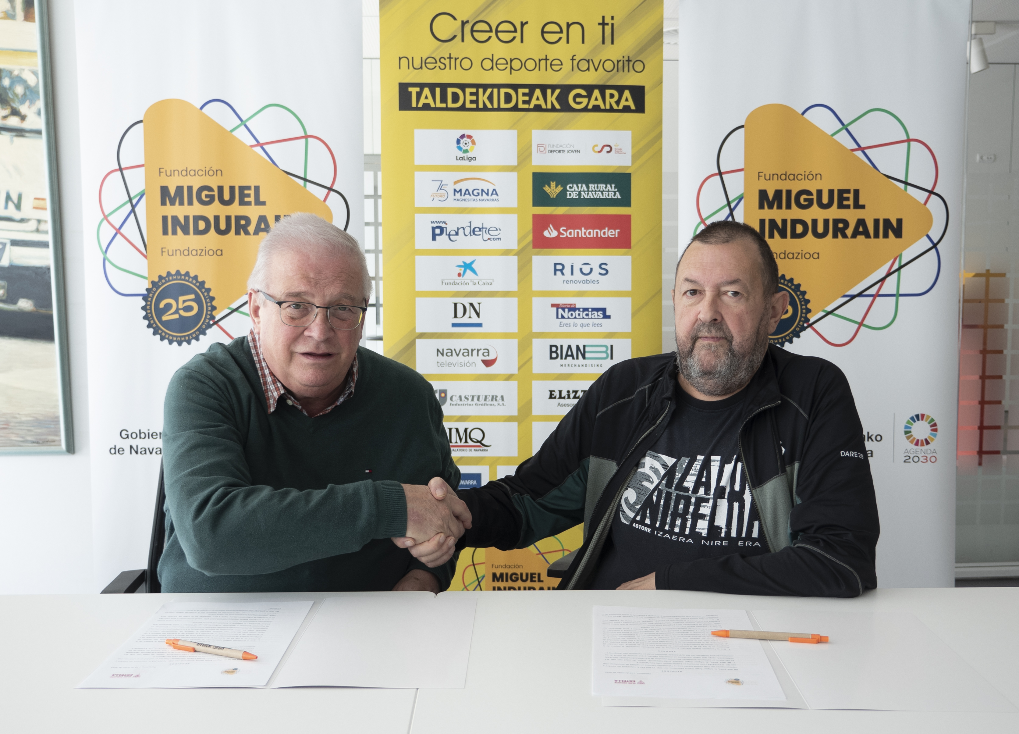 FIRMA DE PATROCINIO CON EL CC ESTELLA